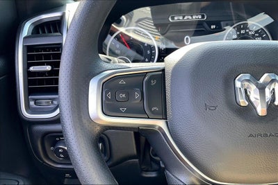 2026 RAM Ram 1500 RAM 1500 EXPRESS QUAD CAB 4X4 6'4' BOX