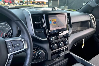 2026 RAM Ram 1500 RAM 1500 EXPRESS QUAD CAB 4X4 6'4' BOX