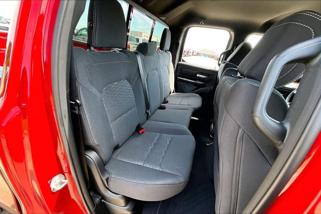 2026 RAM Ram 1500 RAM 1500 EXPRESS QUAD CAB 4X4 6'4' BOX