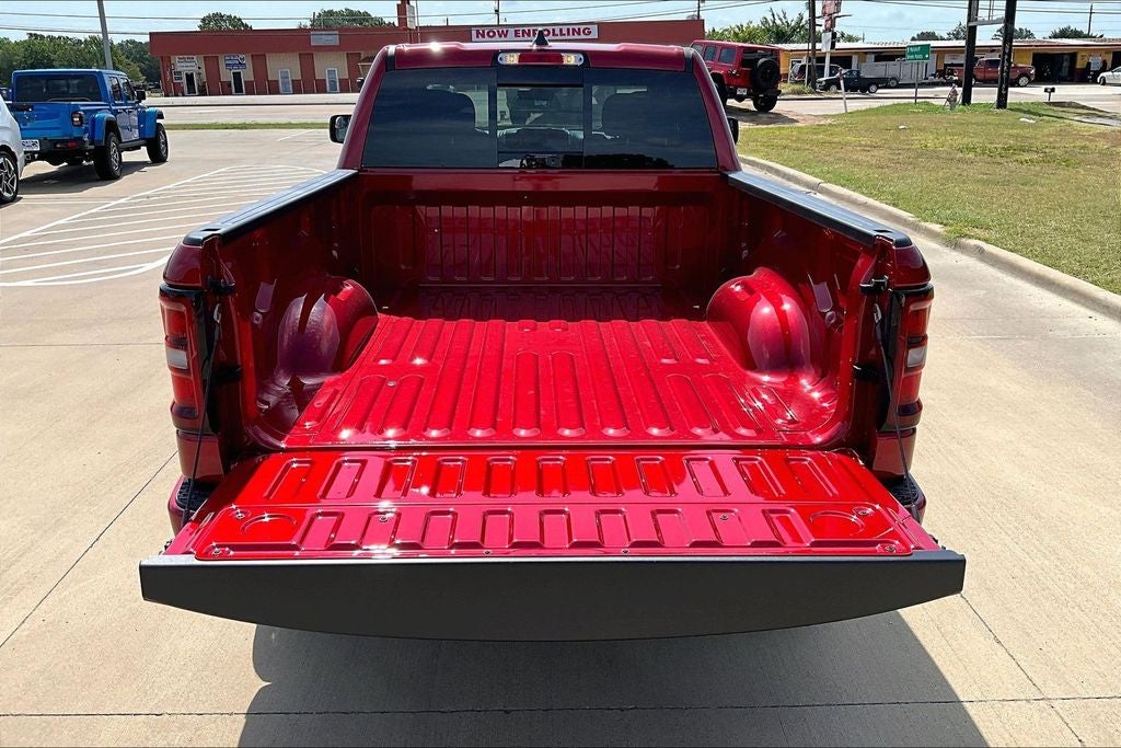 2026 RAM Ram 1500 RAM 1500 EXPRESS QUAD CAB 4X4 6'4' BOX
