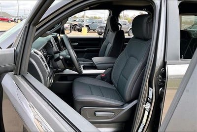 2026 RAM Ram 1500 RAM 1500 EXPRESS QUAD CAB 4X4 6'4' BOX