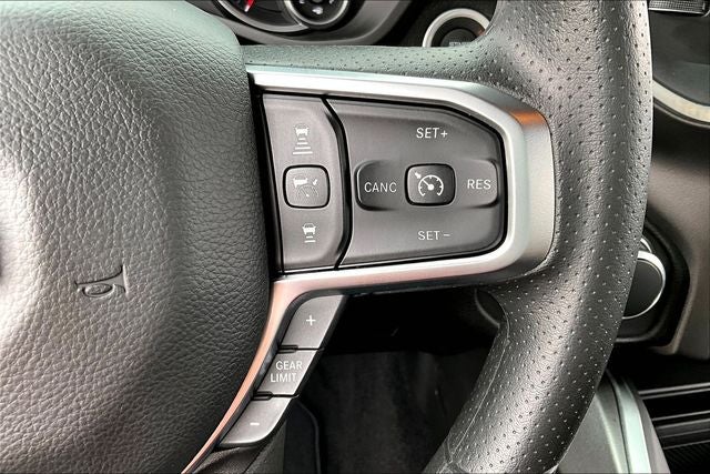 2026 RAM Ram 1500 RAM 1500 EXPRESS QUAD CAB 4X4 6'4' BOX