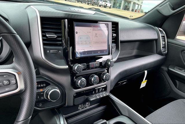 2026 RAM Ram 1500 RAM 1500 EXPRESS QUAD CAB 4X4 6'4' BOX