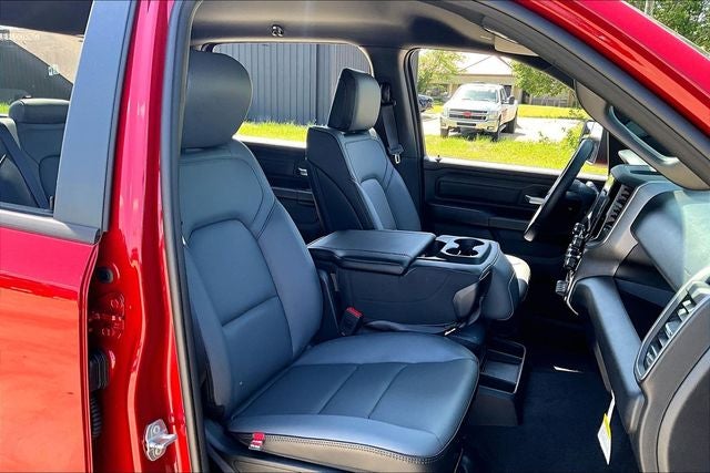 2026 RAM Ram 1500 RAM 1500 TRADESMAN CREW CAB 4X4 5'7' BOX