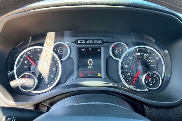 2026 RAM Ram 1500 RAM 1500 TRADESMAN CREW CAB 4X4 5'7' BOX