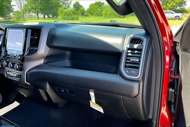 2026 RAM Ram 1500 RAM 1500 TRADESMAN CREW CAB 4X4 5'7' BOX