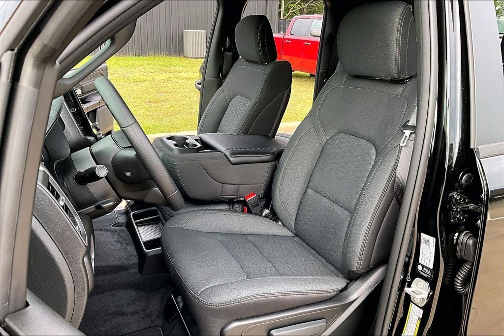 2026 RAM Ram 1500 RAM 1500 EXPRESS QUAD CAB 4X2 6'4' BOX