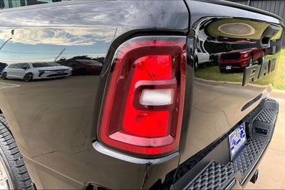 2026 RAM Ram 1500 RAM 1500 EXPRESS QUAD CAB 4X2 6'4' BOX