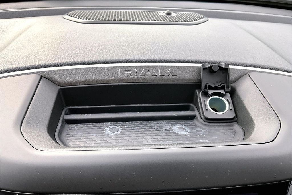 2026 RAM Ram 1500 RAM 1500 EXPRESS QUAD CAB 4X2 6'4' BOX