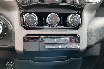 2026 RAM Ram 1500 RAM 1500 EXPRESS QUAD CAB 4X2 6'4' BOX