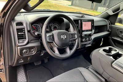 2026 RAM Ram 1500 RAM 1500 EXPRESS QUAD CAB 4X2 6'4' BOX