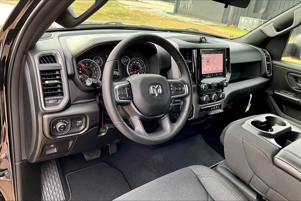 2026 RAM Ram 1500 RAM 1500 EXPRESS QUAD CAB 4X2 6'4' BOX