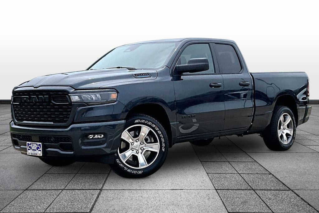 2026 RAM Ram 1500 RAM 1500 EXPRESS QUAD CAB 4X2 6'4' BOX