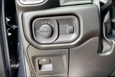2026 RAM Ram 1500 RAM 1500 EXPRESS QUAD CAB 4X2 6'4' BOX