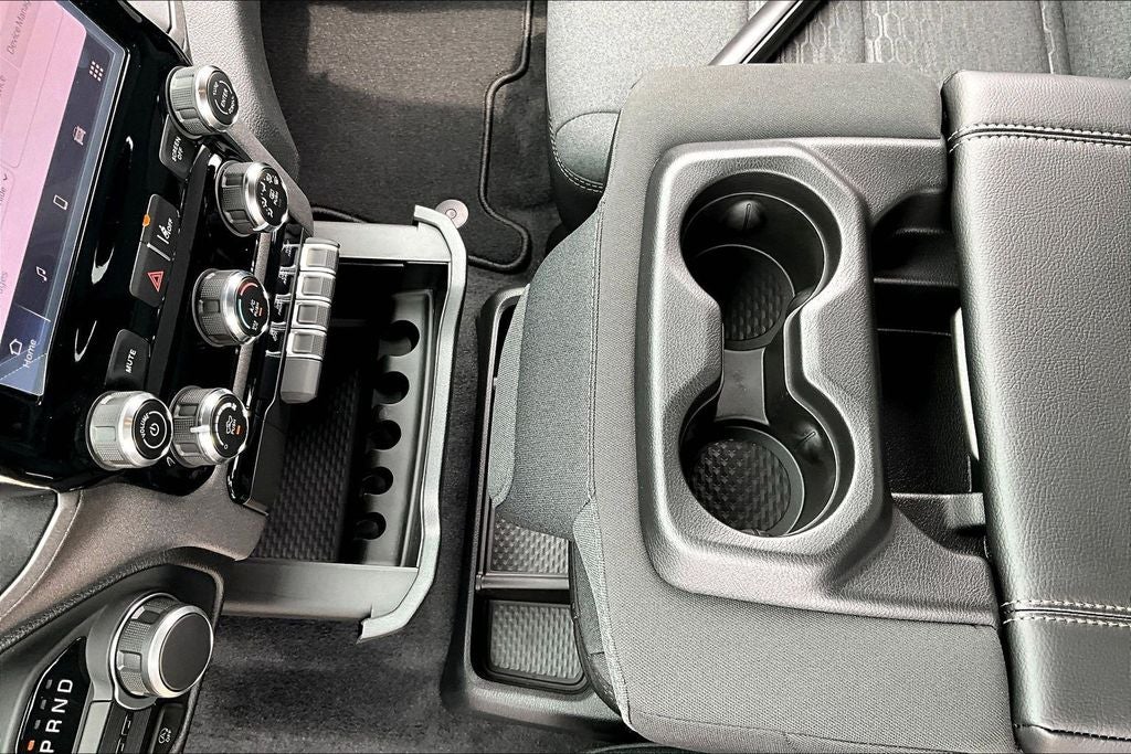 2026 RAM Ram 1500 RAM 1500 EXPRESS QUAD CAB 4X2 6'4' BOX