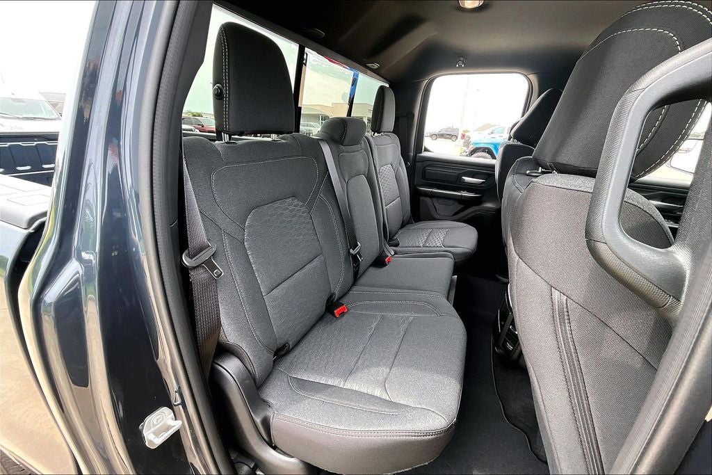 2026 RAM Ram 1500 RAM 1500 EXPRESS QUAD CAB 4X2 6'4' BOX