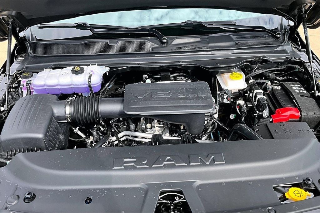2026 RAM Ram 1500 RAM 1500 EXPRESS QUAD CAB 4X2 6'4' BOX