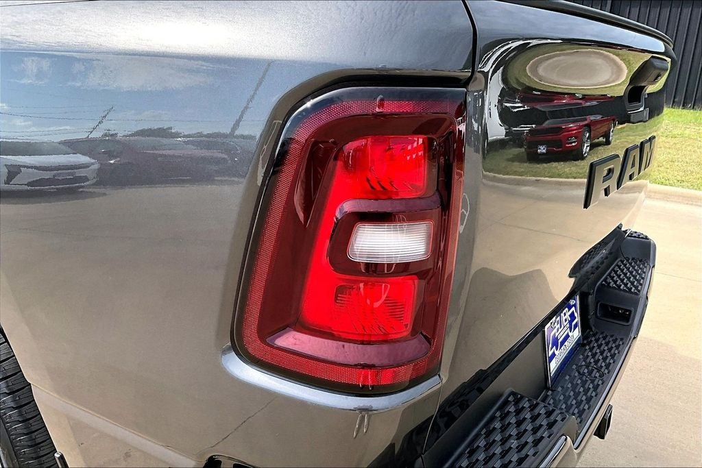 2026 RAM Ram 1500 RAM 1500 EXPRESS QUAD CAB 4X2 6'4' BOX
