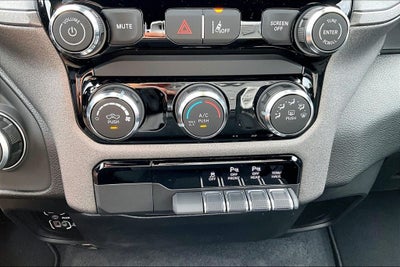 2026 RAM Ram 1500 RAM 1500 EXPRESS QUAD CAB 4X2 6'4' BOX