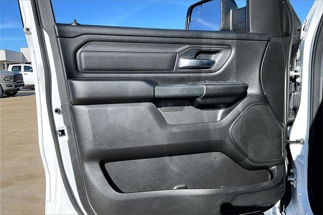 2026 RAM Ram 1500 RAM 1500 EXPRESS QUAD CAB 4X2 6'4' BOX