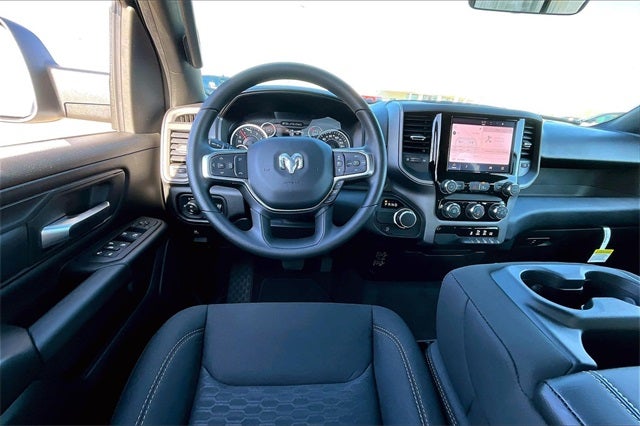 2026 RAM Ram 1500 RAM 1500 EXPRESS QUAD CAB 4X2 6'4' BOX