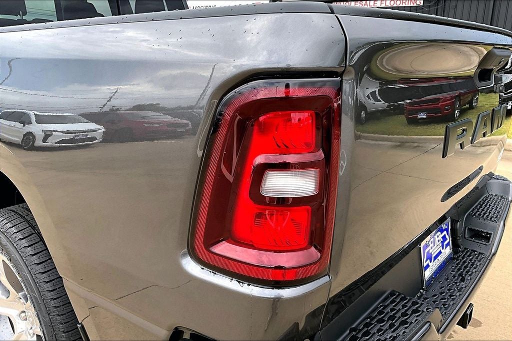 2026 RAM Ram 1500 RAM 1500 EXPRESS QUAD CAB 4X2 6'4' BOX