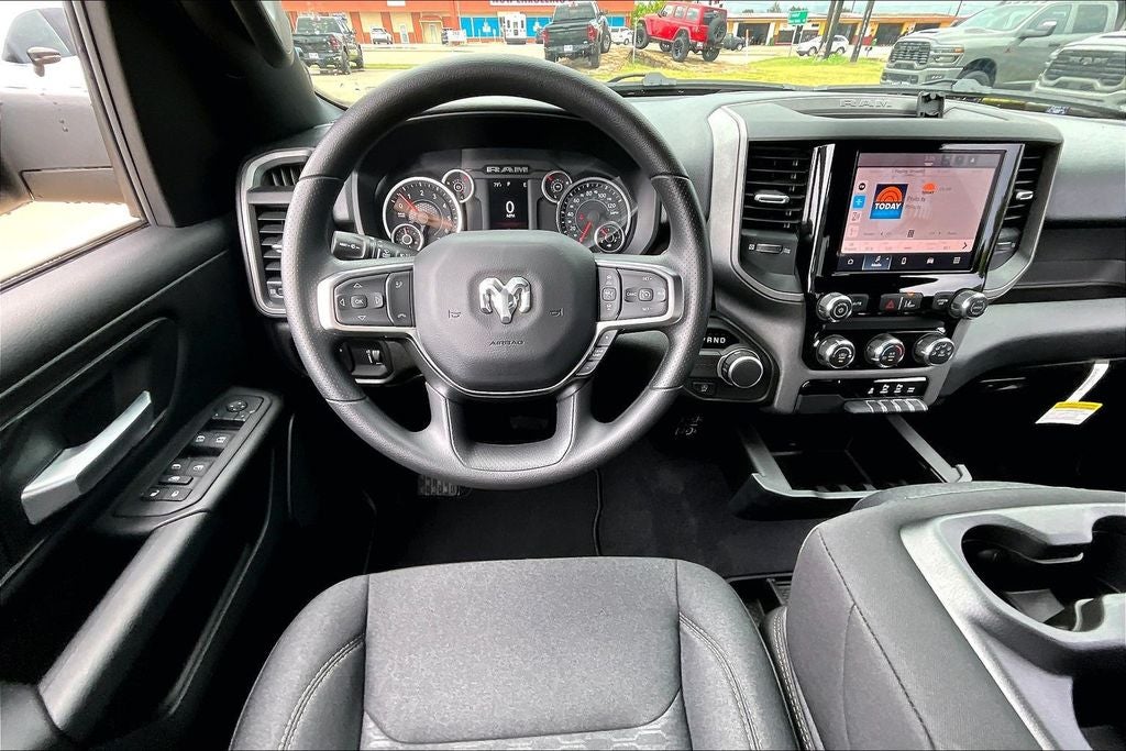 2026 RAM Ram 1500 RAM 1500 EXPRESS QUAD CAB 4X2 6'4' BOX
