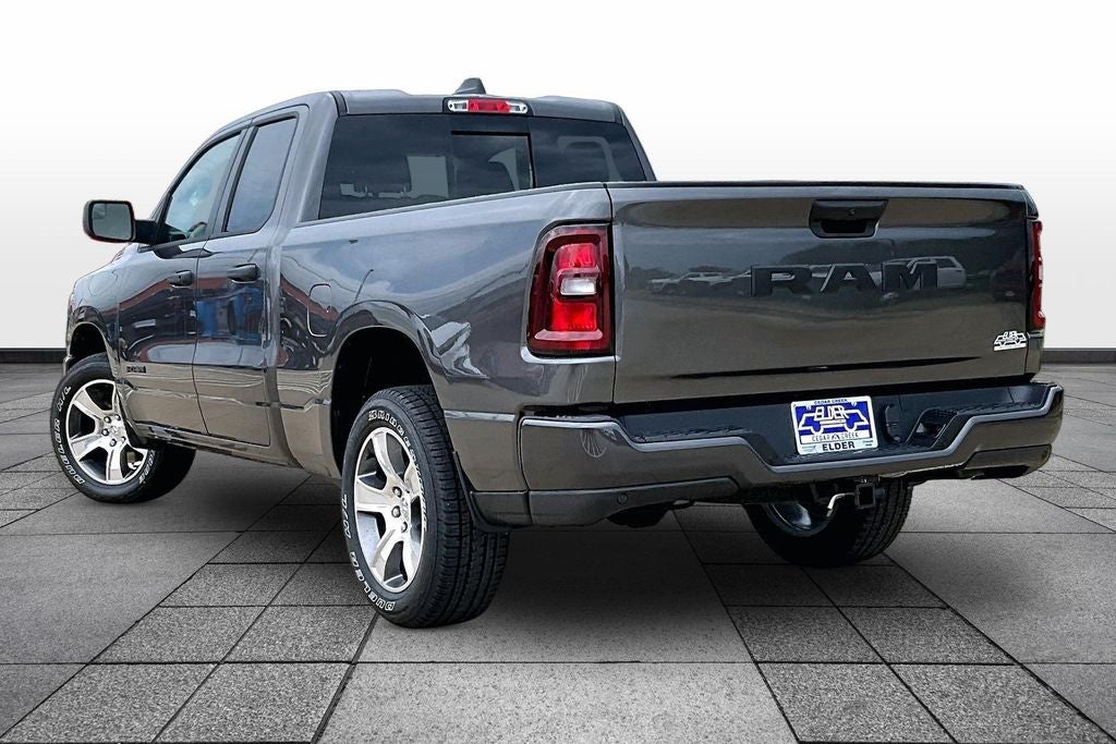 2026 RAM Ram 1500 RAM 1500 EXPRESS QUAD CAB 4X2 6'4' BOX