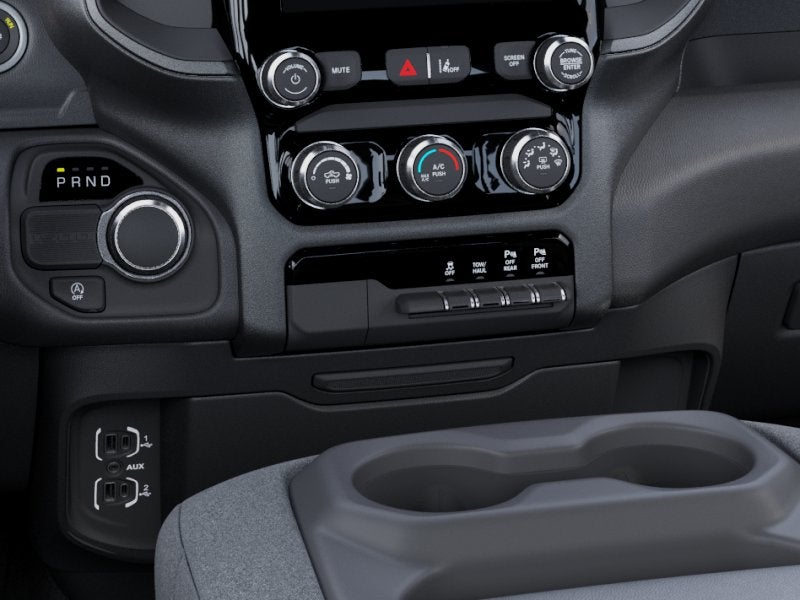 2026 RAM Ram 1500 RAM 1500 EXPRESS QUAD CAB 4X2 6'4' BOX