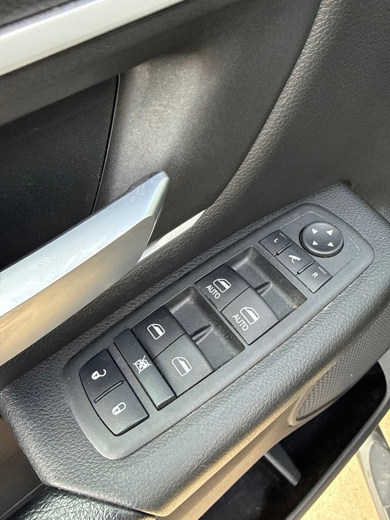 2022 RAM 1500 Big Horn Quad Cab 4x4 6'4' Box