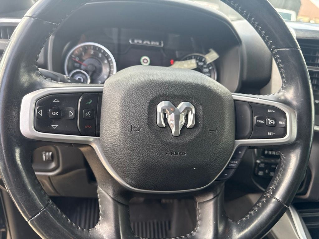 2022 RAM 1500 Big Horn Quad Cab 4x4 6'4' Box