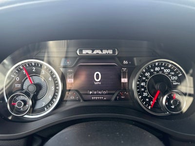 2022 RAM 1500 Big Horn Quad Cab 4x4 6'4' Box
