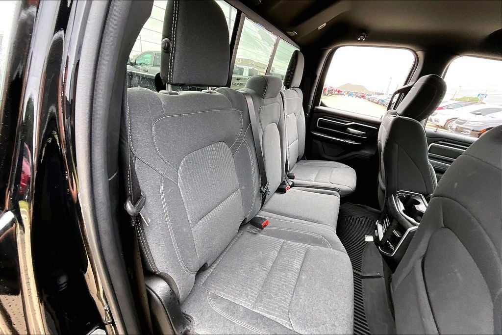 2022 RAM 1500 Big Horn Quad Cab 4x4 6'4' Box