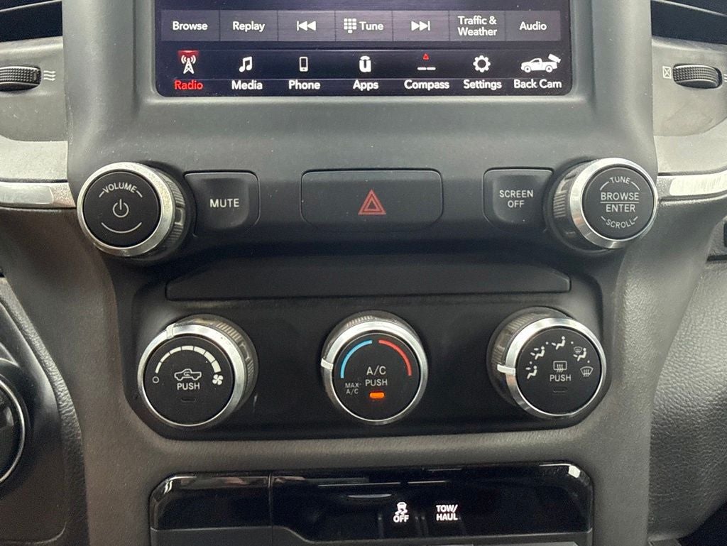 2021 RAM 1500 Lone Star Quad Cab 4x4 6'4' Box
