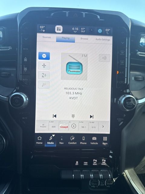 2023 RAM 1500 Lone Star Quad Cab 4x4 6'4' Box