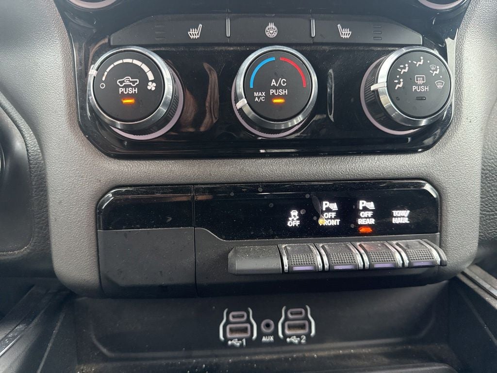 2025 RAM 1500 Lone Star Crew Cab 4x4 5'7' Box