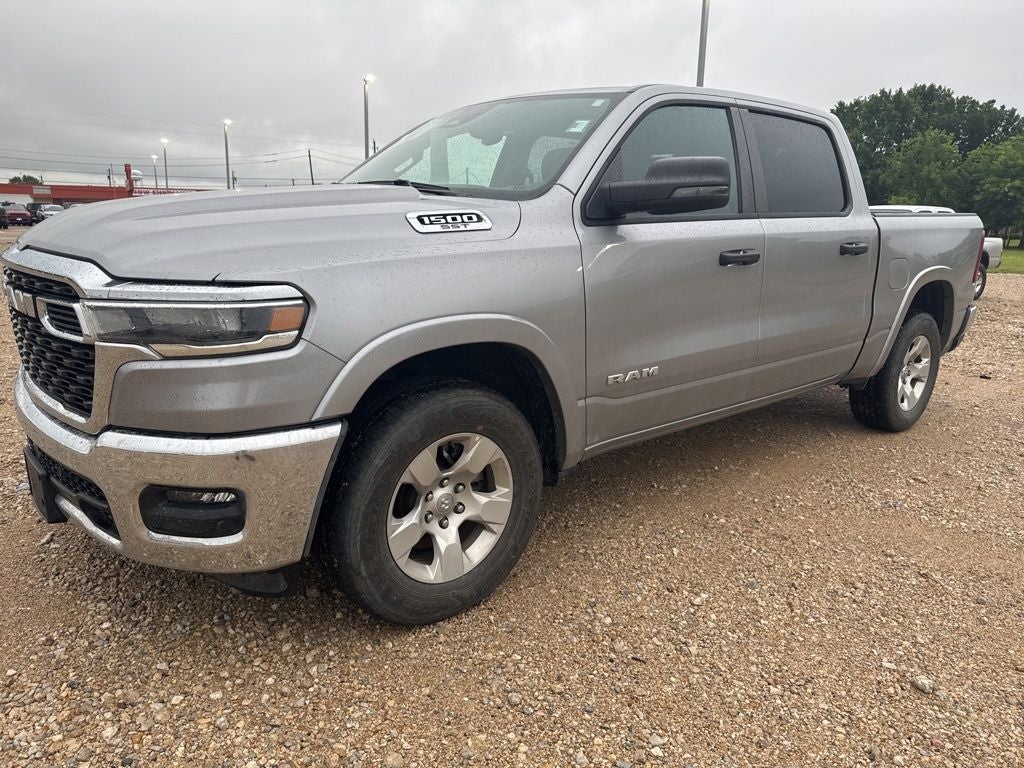 2025 RAM 1500 Lone Star Crew Cab 4x4 5'7' Box