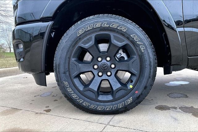 2026 RAM Ram 1500 RAM 1500 LONE STAR CREW CAB 4X4 5'7' BOX