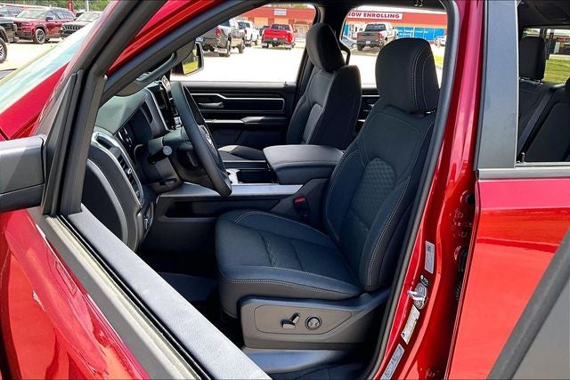 2026 RAM Ram 1500 RAM 1500 LONE STAR CREW CAB 4X4 5'7' BOX