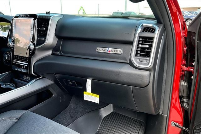 2026 RAM Ram 1500 RAM 1500 LONE STAR CREW CAB 4X4 5'7' BOX