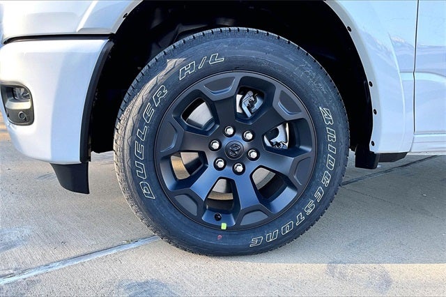 2026 RAM Ram 1500 RAM 1500 LONE STAR CREW CAB 4X4 5'7' BOX