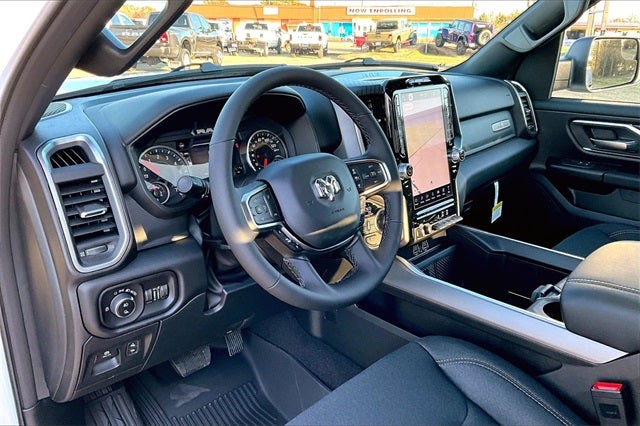 2026 RAM Ram 1500 RAM 1500 LONE STAR CREW CAB 4X4 5'7' BOX