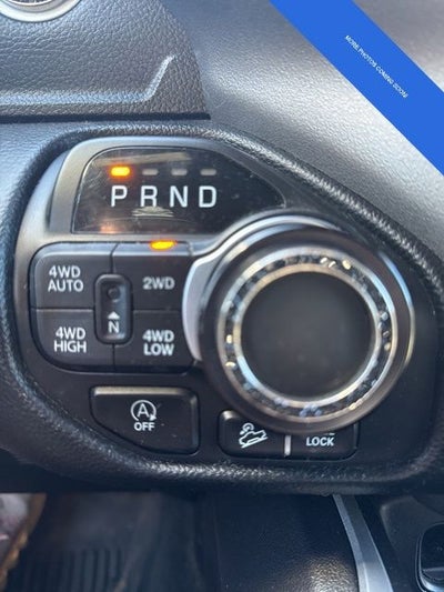 2020 RAM 1500 Lone Star Crew Cab 4x4 5'7' Box