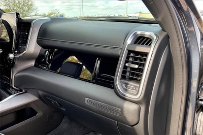 2026 RAM 1500 Laramie Crew Cab 4x4 5'7' Box