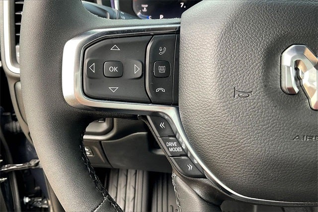 2026 RAM 1500 Laramie Crew Cab 4x4 5'7' Box