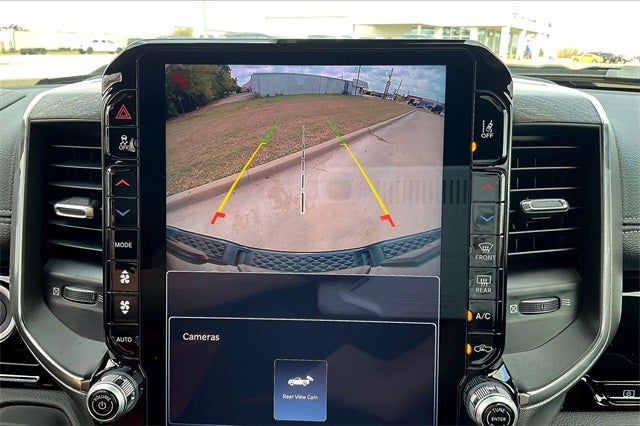 2026 RAM 1500 Laramie Crew Cab 4x4 5'7' Box