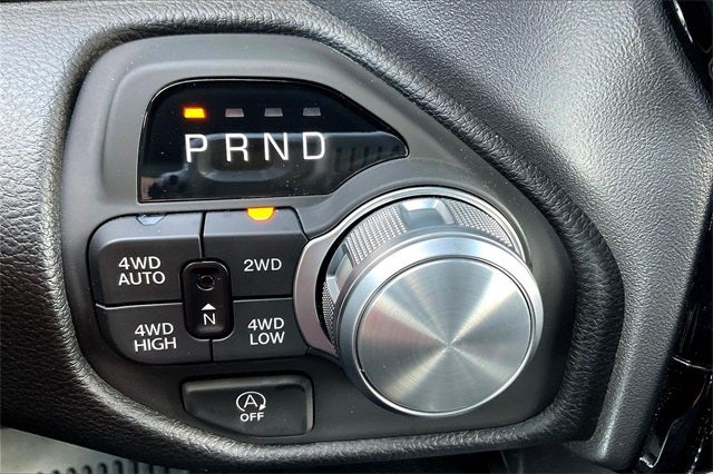 2026 RAM 1500 Laramie Crew Cab 4x4 5'7' Box