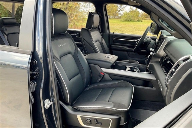 2026 RAM 1500 Laramie Crew Cab 4x4 5'7' Box