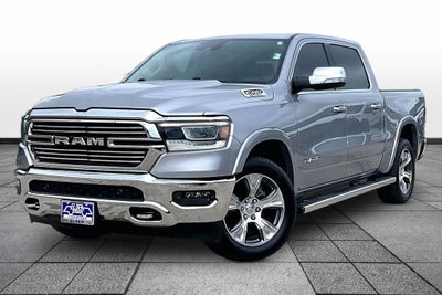 2022 RAM 1500 Laramie Crew Cab 4x4 5'7' Box