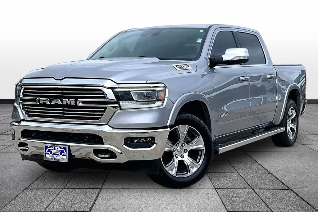 2022 RAM 1500 Laramie Crew Cab 4x4 5'7' Box